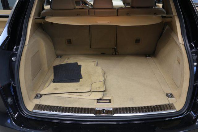 PORSCHE Cayenne 3.0 Diesel "" TETTO PANORAMICO / SERVICE PORSCHE""