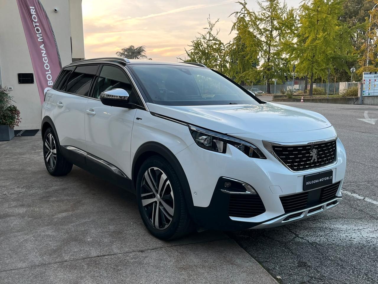 Peugeot 5008 BlueHDi 180 S&S EAT8 GT