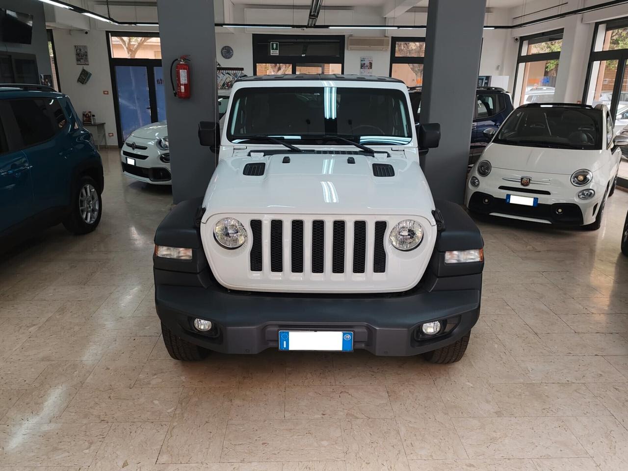 Jeep Wrangler Unlimited 2.2 Mjt II Sport