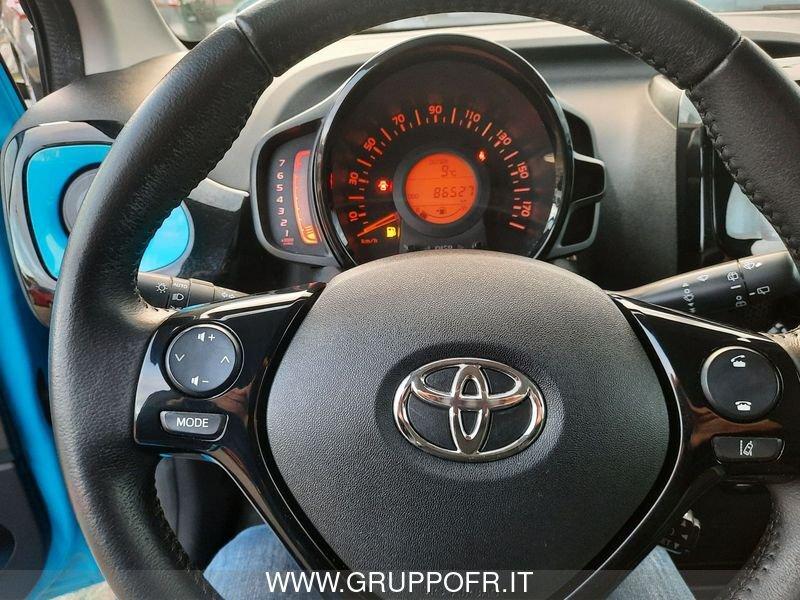 Toyota Aygo 1.0 VVT-i 69 CV 5 porte x-clusiv