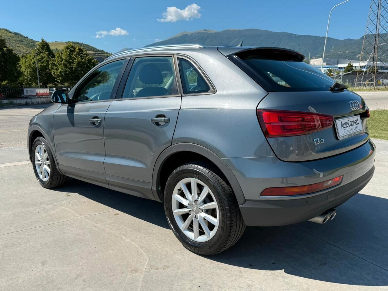 Audi Q3 2.0 TDI 150 CV 6m Business