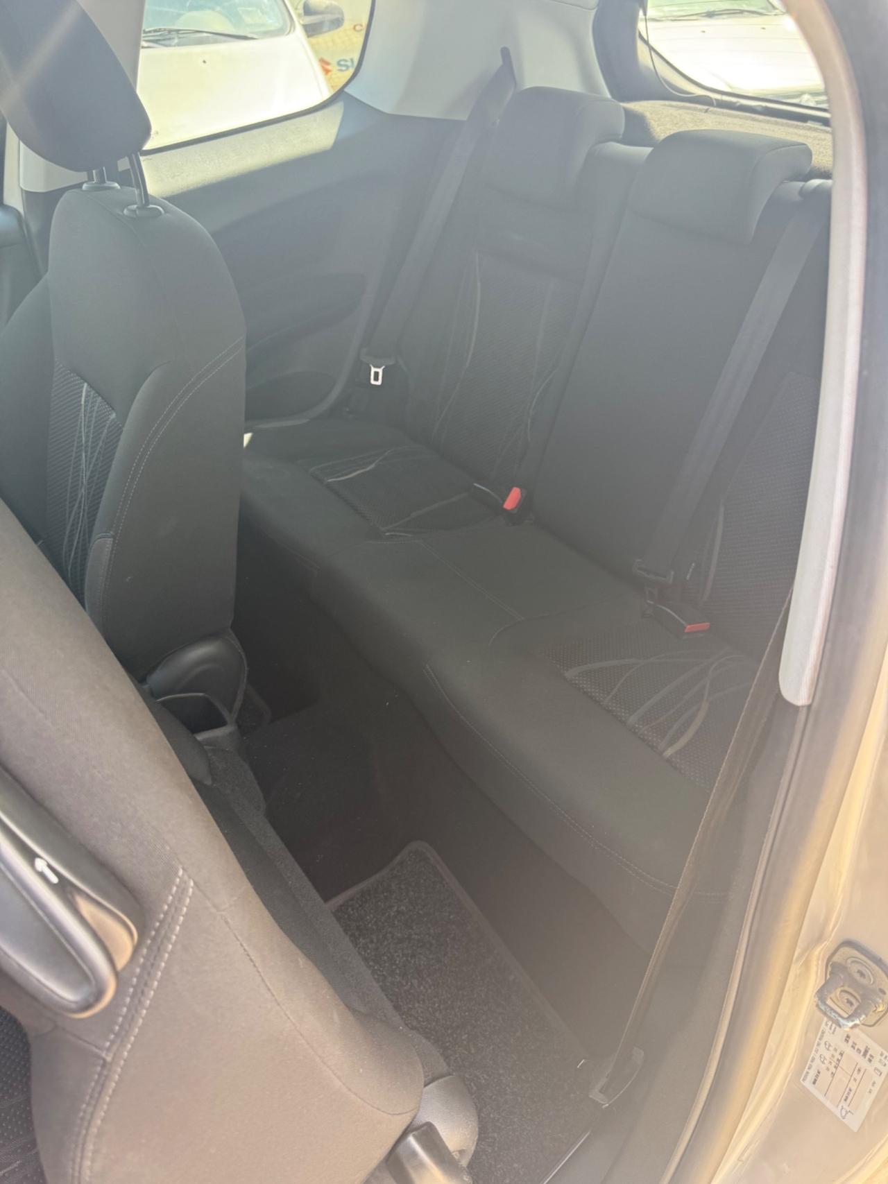 Peugeot 208 1.2 VTi 82 CV 3 porte full optional