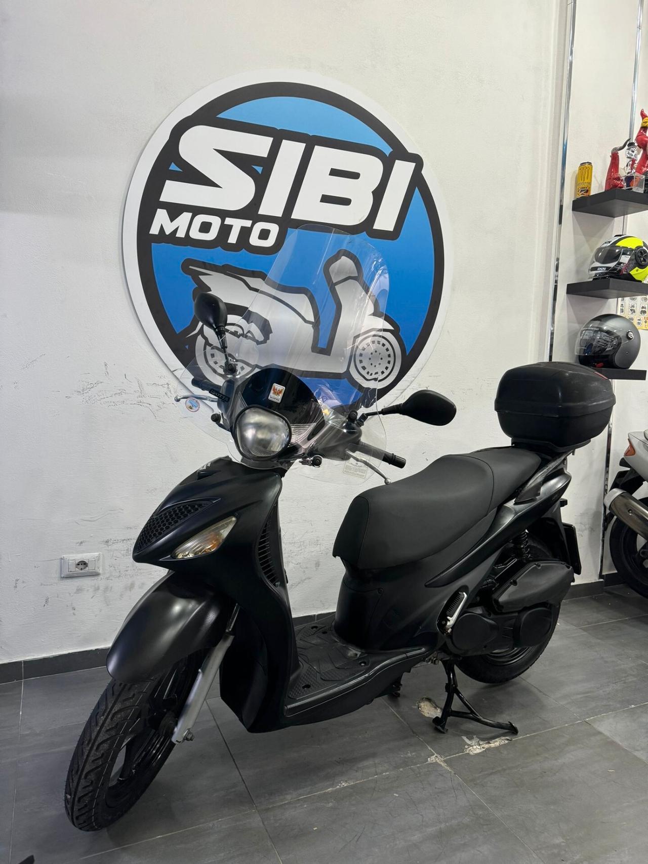 Suzuky Sixsteen 125