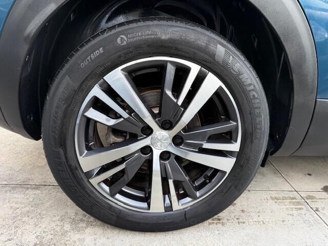 Peugeot 3008 BlueHDi 130 S&S EAT8 Allure