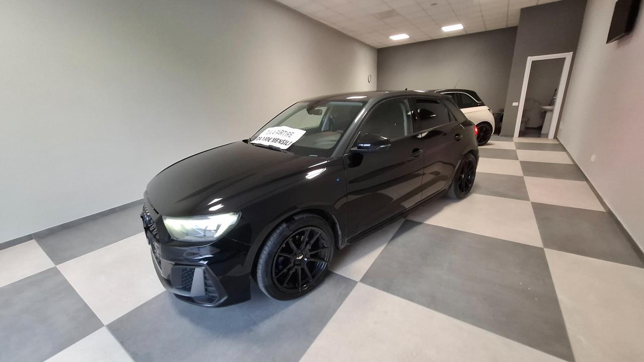 Audi A1 SPB 40 TFSI S tronic line edition