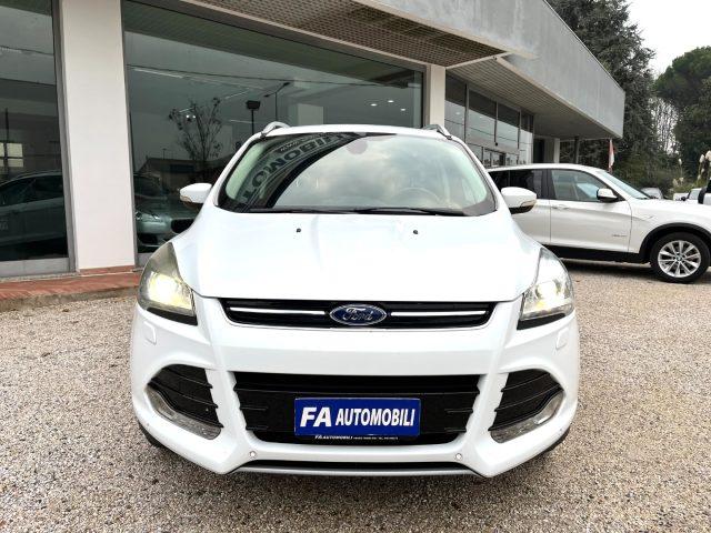 FORD Kuga 2.0 TDCI 140 CV 4WD Powershift Titanium