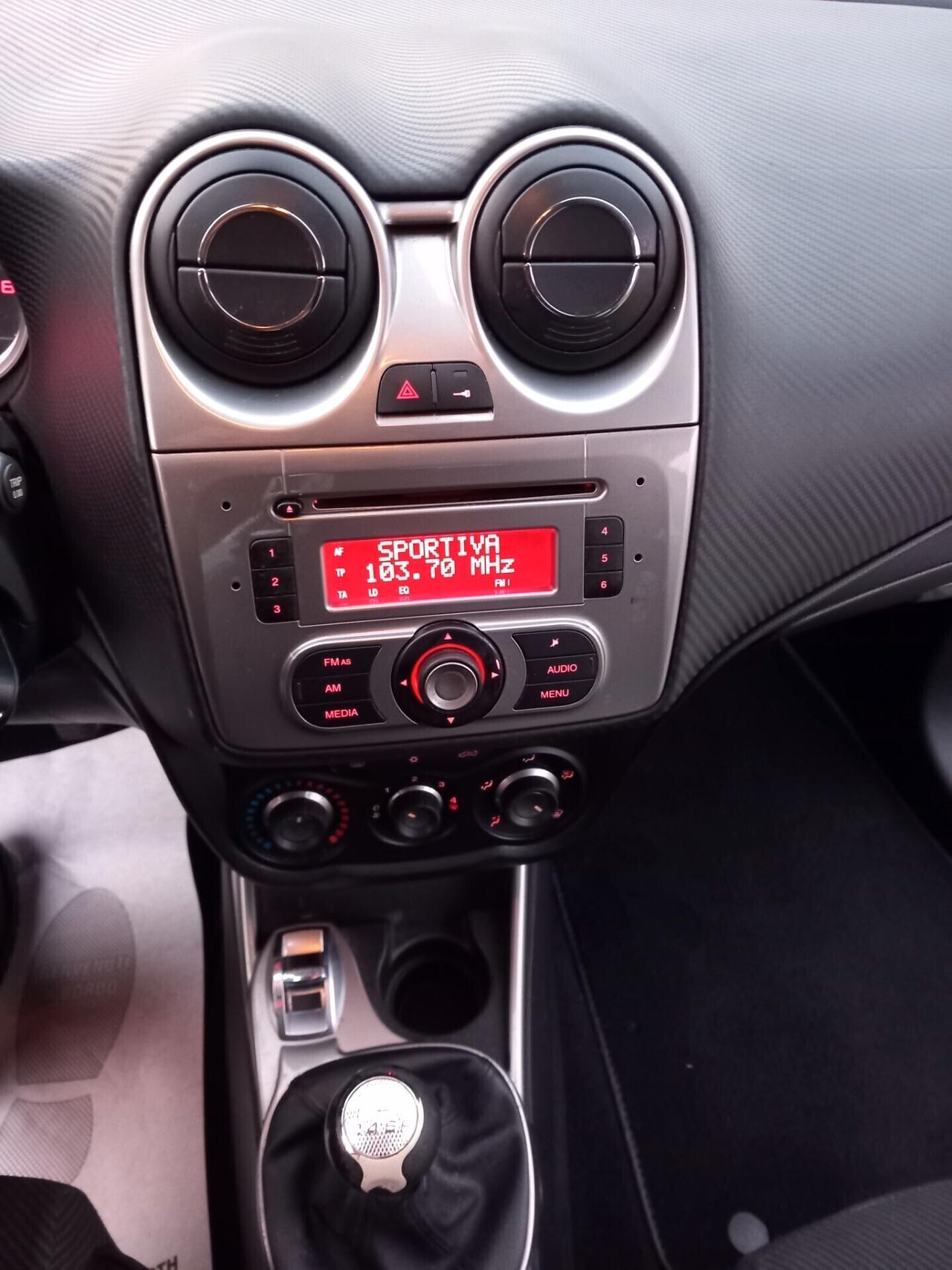 Alfa Romeo MiTo 1.4 78 CV Distinctive Sport Pack