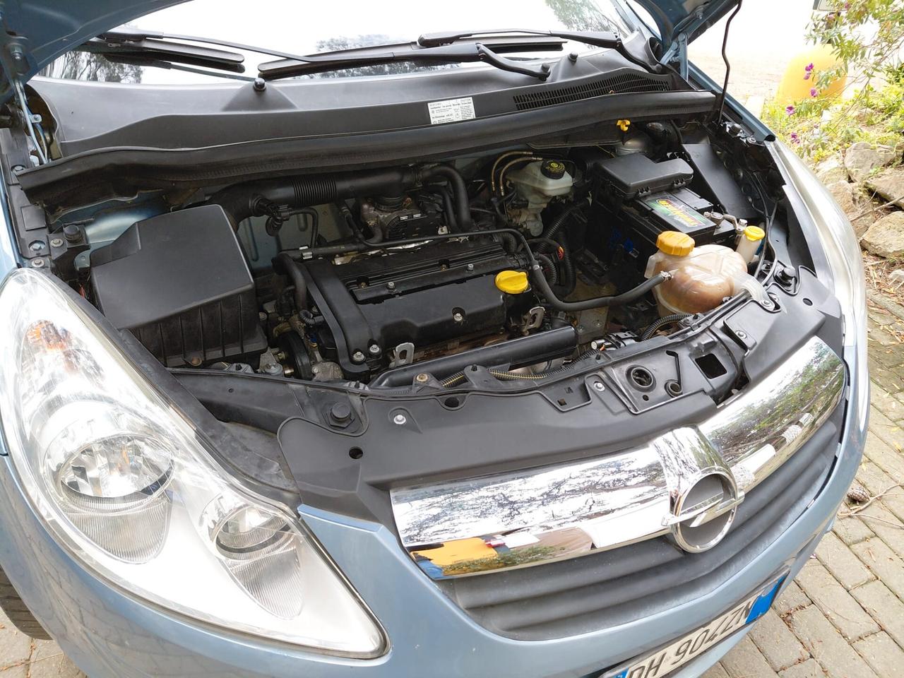 Opel Corsa 1.2 5 porte Enjoy