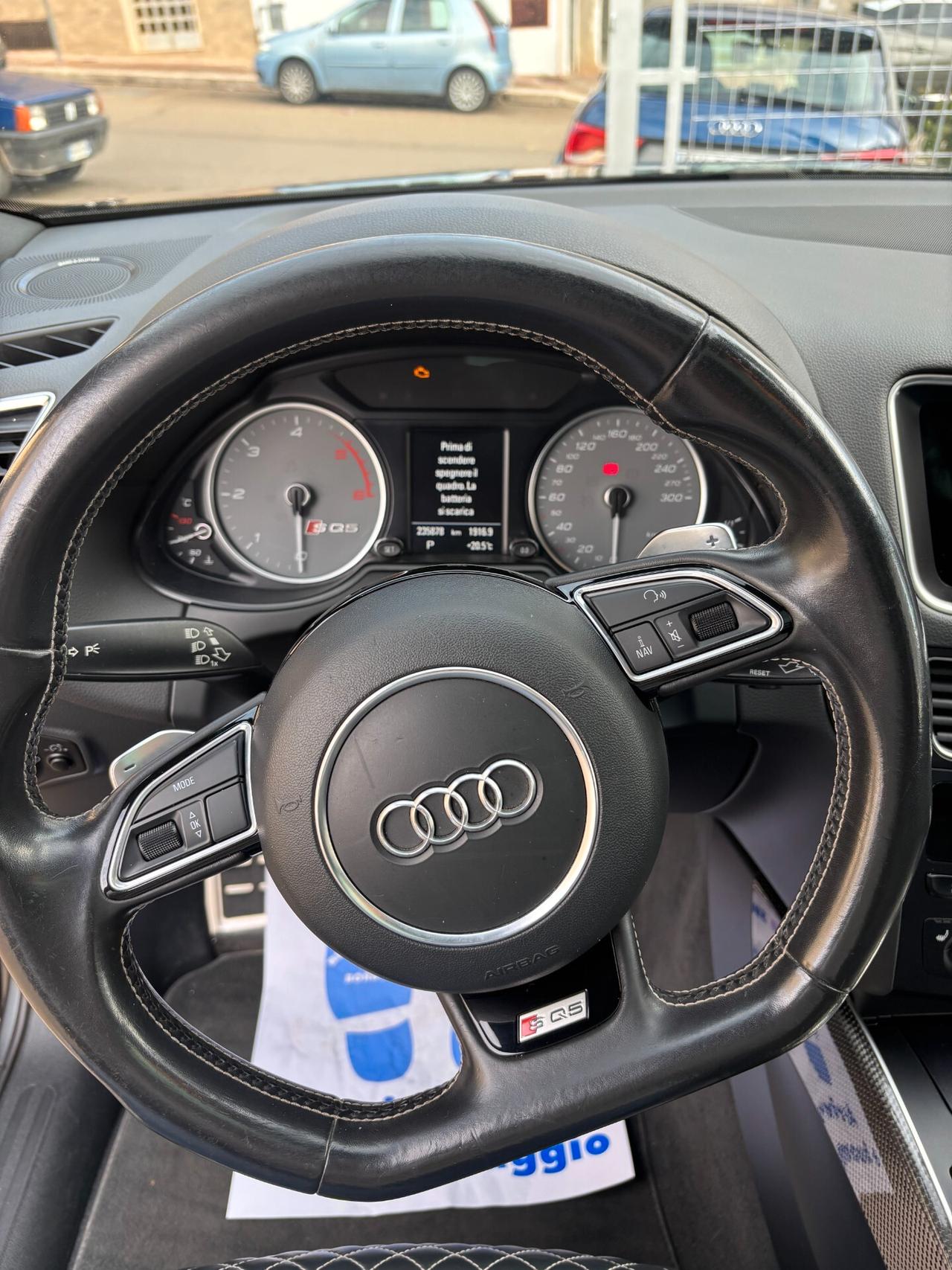 Audi SQ5 3.0 V6 TDI plus Biturbo quattro tiptronic Business