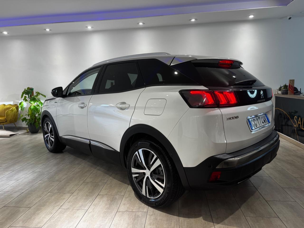 Peugeot 3008 Hybrid Allure Pack 43000km AUTOMATICA