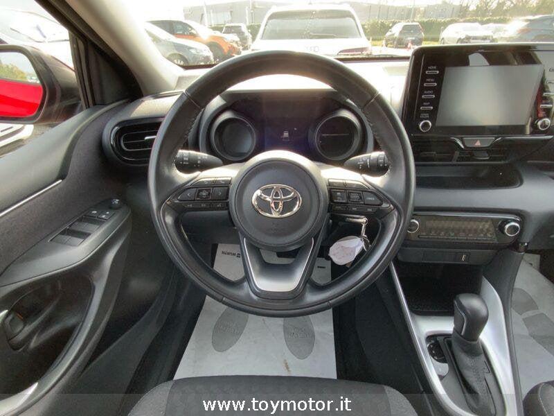 Toyota Yaris 4ª serie 1.5 Hybrid 5 porte Trend