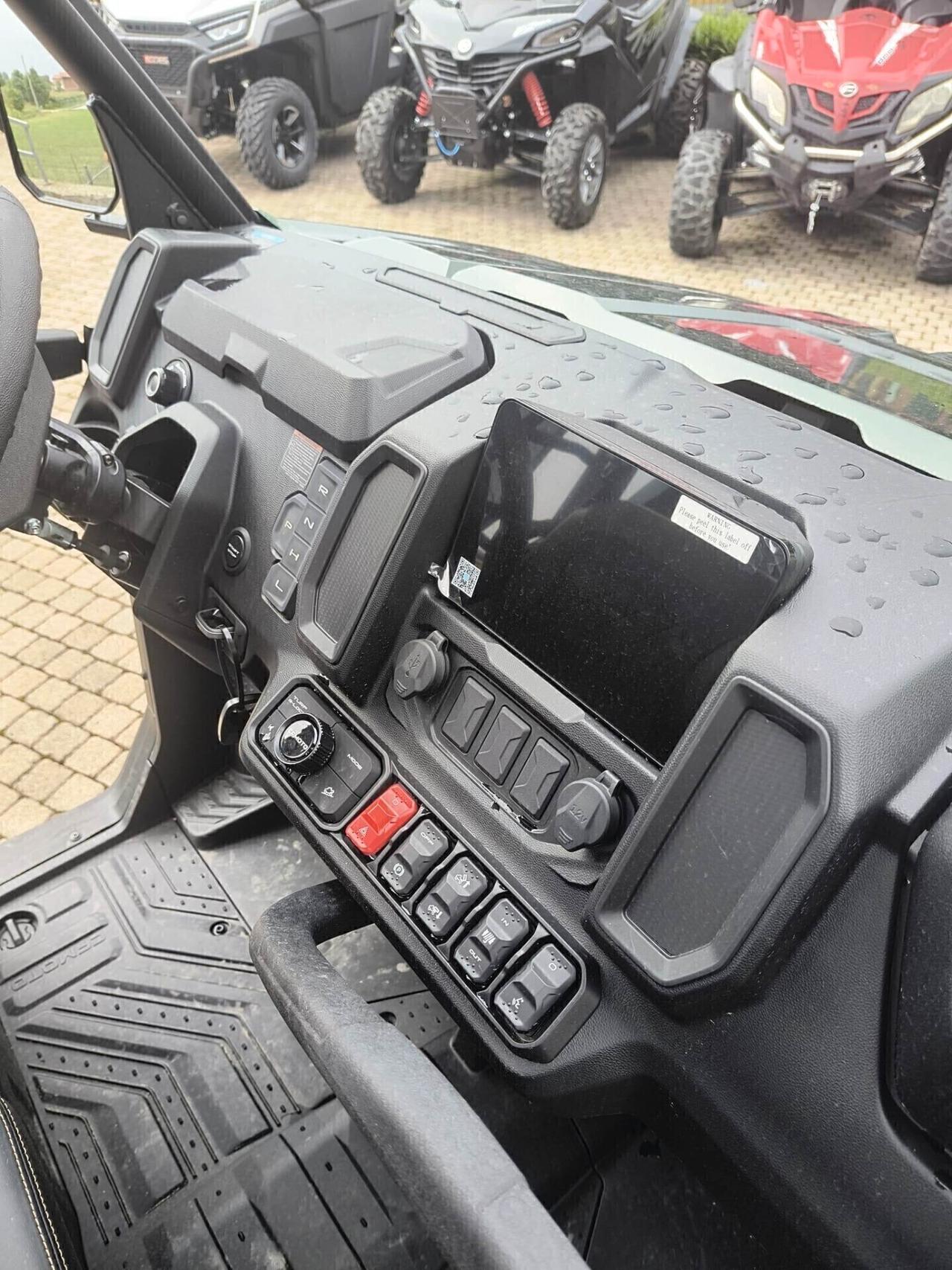 CFMOTO PRO U10 UFORCE 1000 PRO 3 CILINDRI