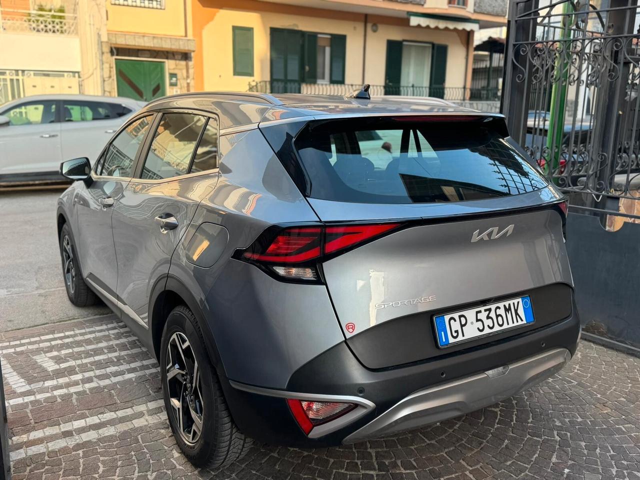 Kia Sportage 1.6 TGDi MHEV DCT Business