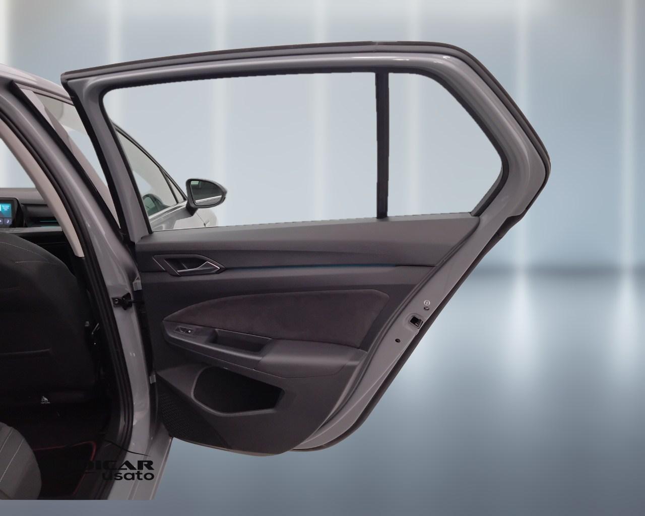 VOLKSWAGEN Golf VIII 2020 - Golf 2.0 tdi Style 115cv
