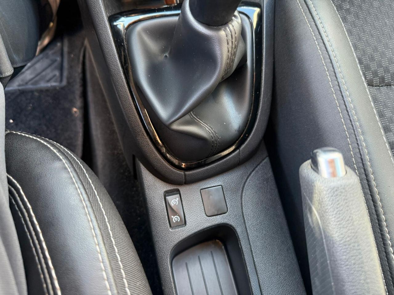 Renault Clio dCi 8V 90 CV 5 porte Moschino Life