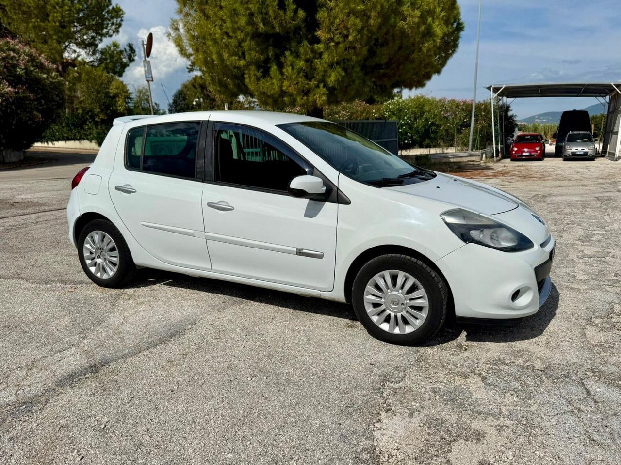Renault Clio 1.2 GPL 5porte neopatentati uniproprietario