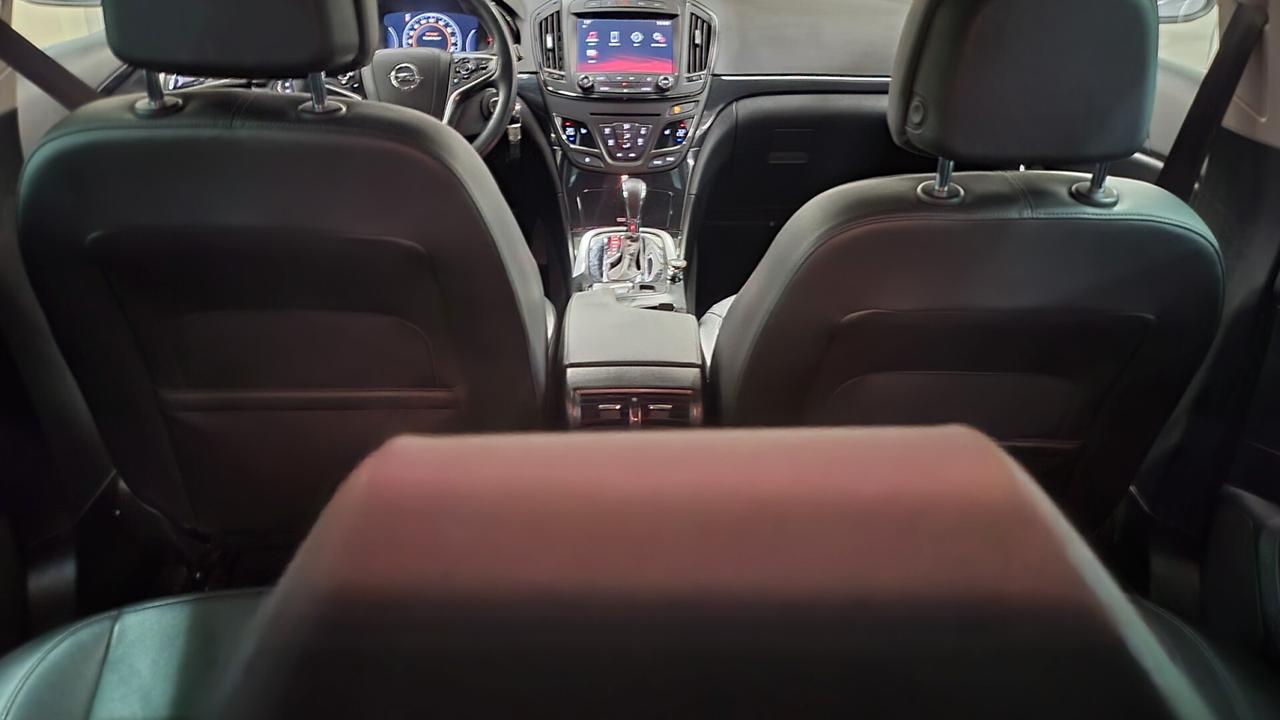 Opel Insignia 2.0 BiTurbo195CV CDTI 4x4 aut. Country Tourer SW