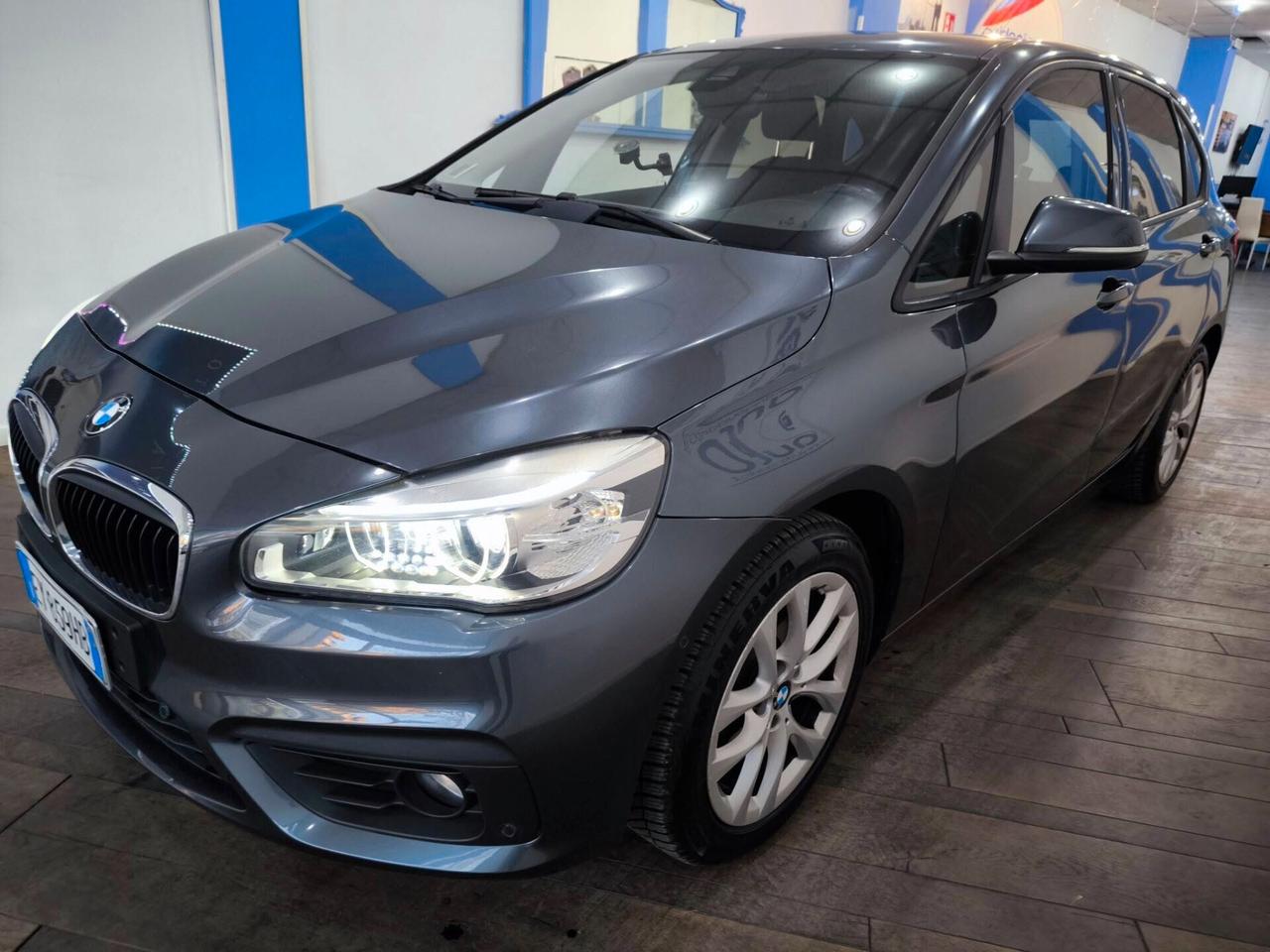 Bmw 2er Active Tourer 218d Luxury