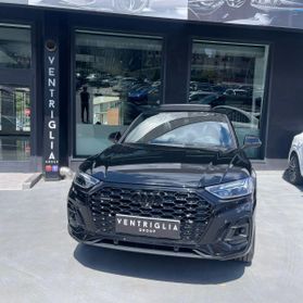 AUDI - Q5 Sportback S-line Total Black 40 tdi mhev