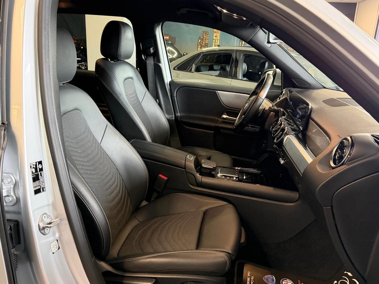 MERCEDES-BENZ GLB 180D SPORT 2.0 116CV PELLE NAVI CAM ANNO 2021