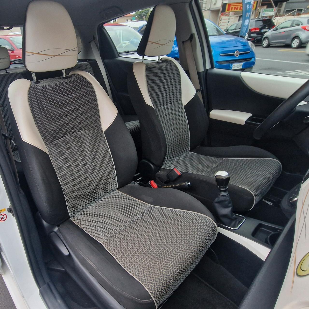 Toyota Yaris 1.4 D-4D 5 porte Lounge