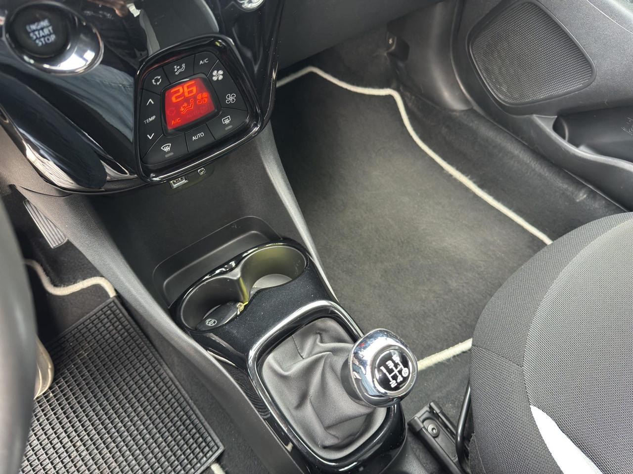 Toyota Aygo 5p 1.0 x-clusiv