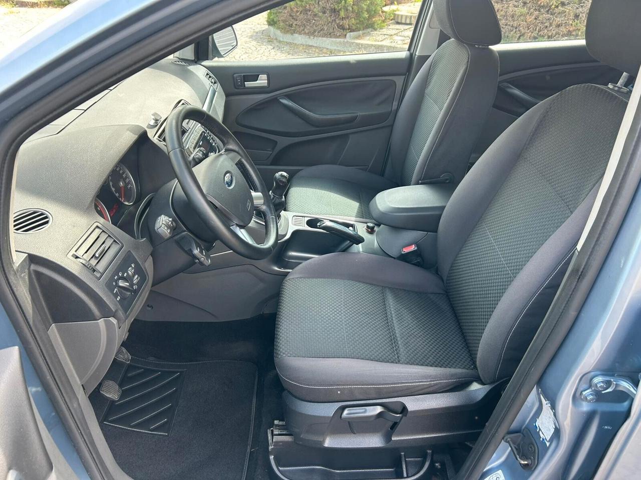 Ford C-Max Focus 1.6 TDCi (90CV) Ghia
