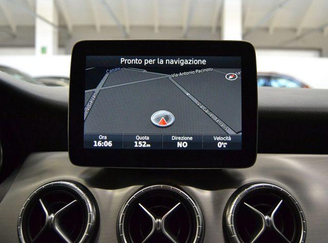 MERCEDES-BENZ CLA 180 Shooting Brake Premium Amg-Cerchi 19"-Led **