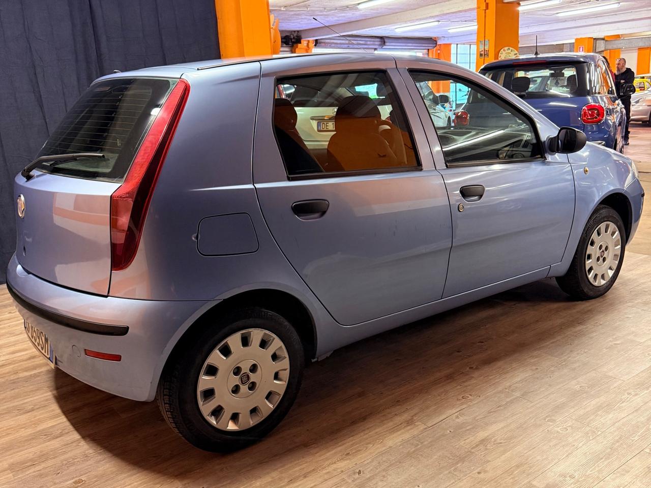 STUPENDA FIAT PUNTO CON SOLI 30.737 KM IN OTTIME CONDIZIONI