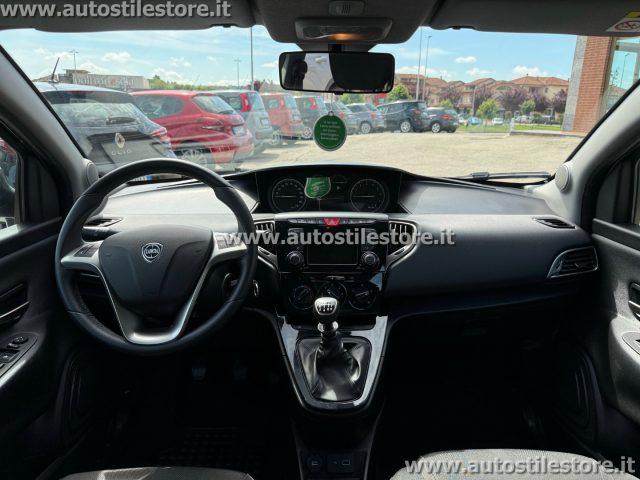 LANCIA Ypsilon 1.0 FireFly 5 porte S&S Hybrid Ecochic Gold
