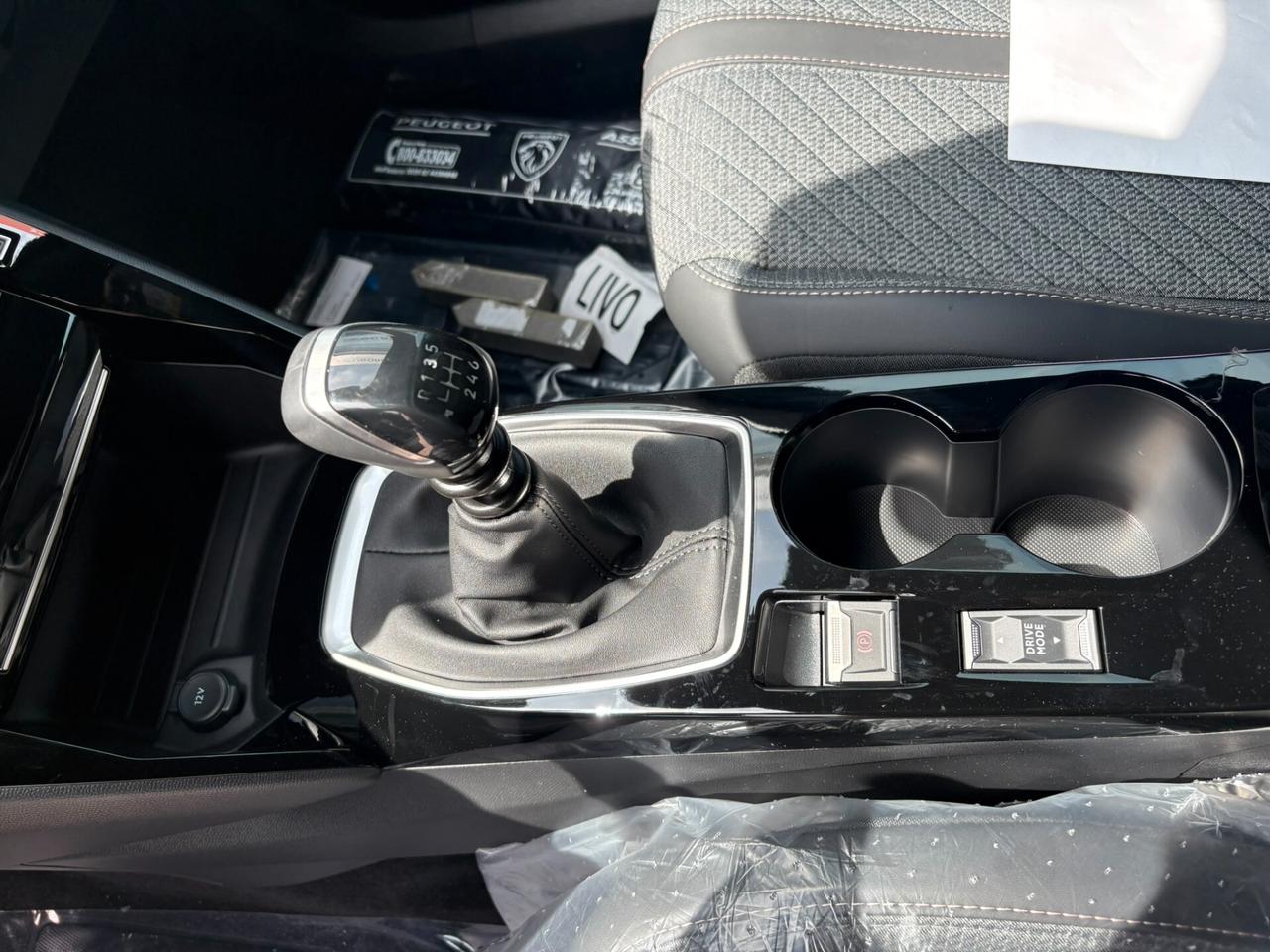 Peugeot 2008 Hybrid 110 e-DCS6 Allure