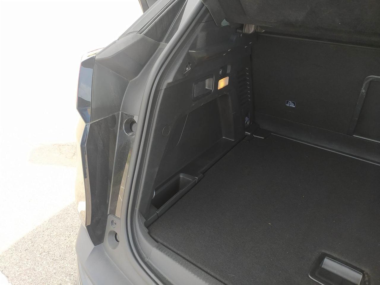 Peugeot 3008 Allure Pack 1.5 Blue HDI 130 #12056