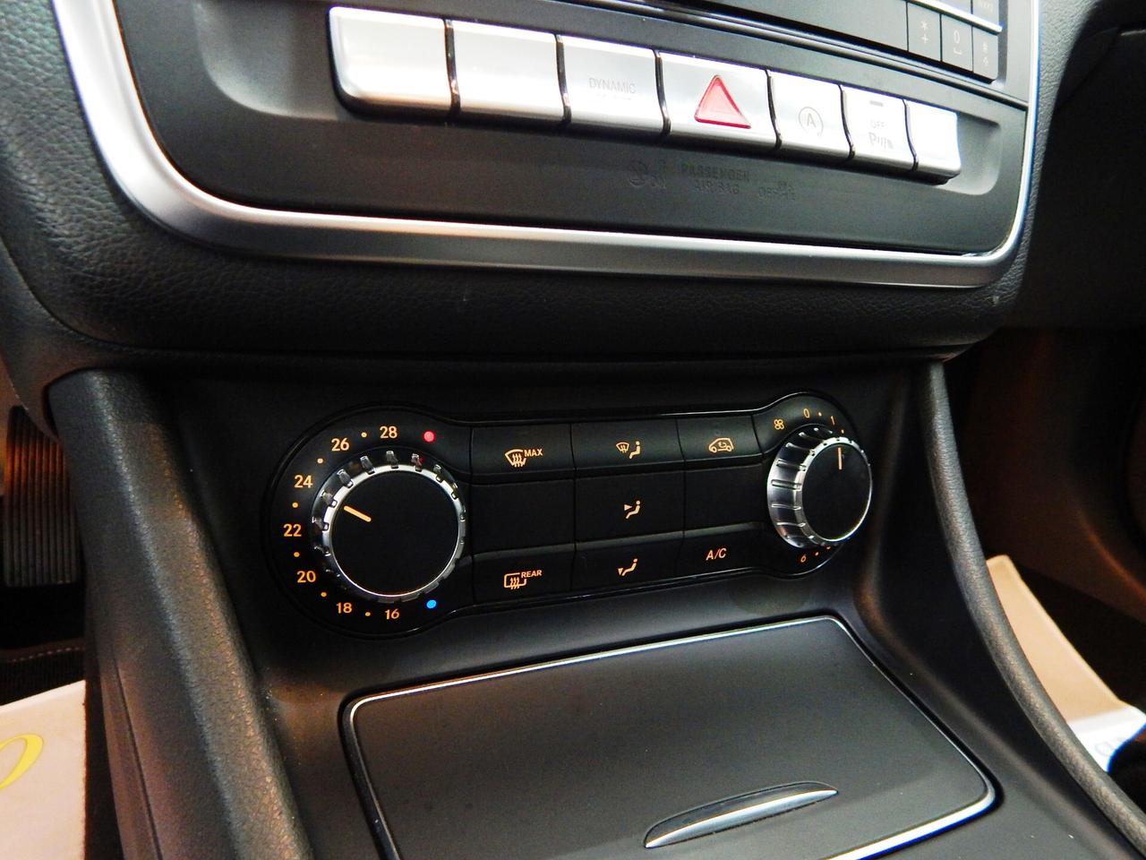 Mercedes-benz CLA 220 d Premium AMG 4matic Aut TETTO-NAVI-PELLE-PARK-LED