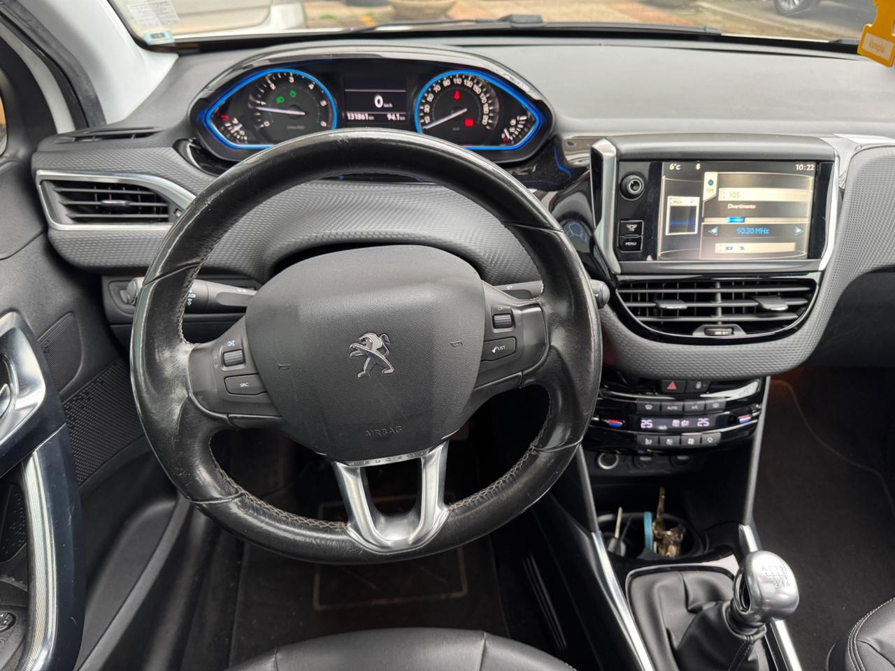 Peugeot 2008 1.6 e-HDi 115 CV Allure