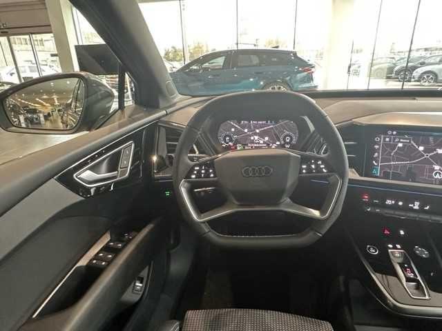 AUDI Q4 e-tron Q4 QU. 210 MY 25