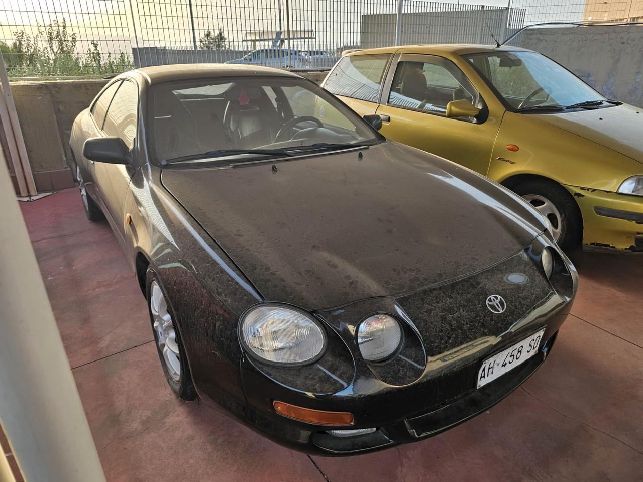 Toyota Celica 1.8i 16V cat Coupé GT
