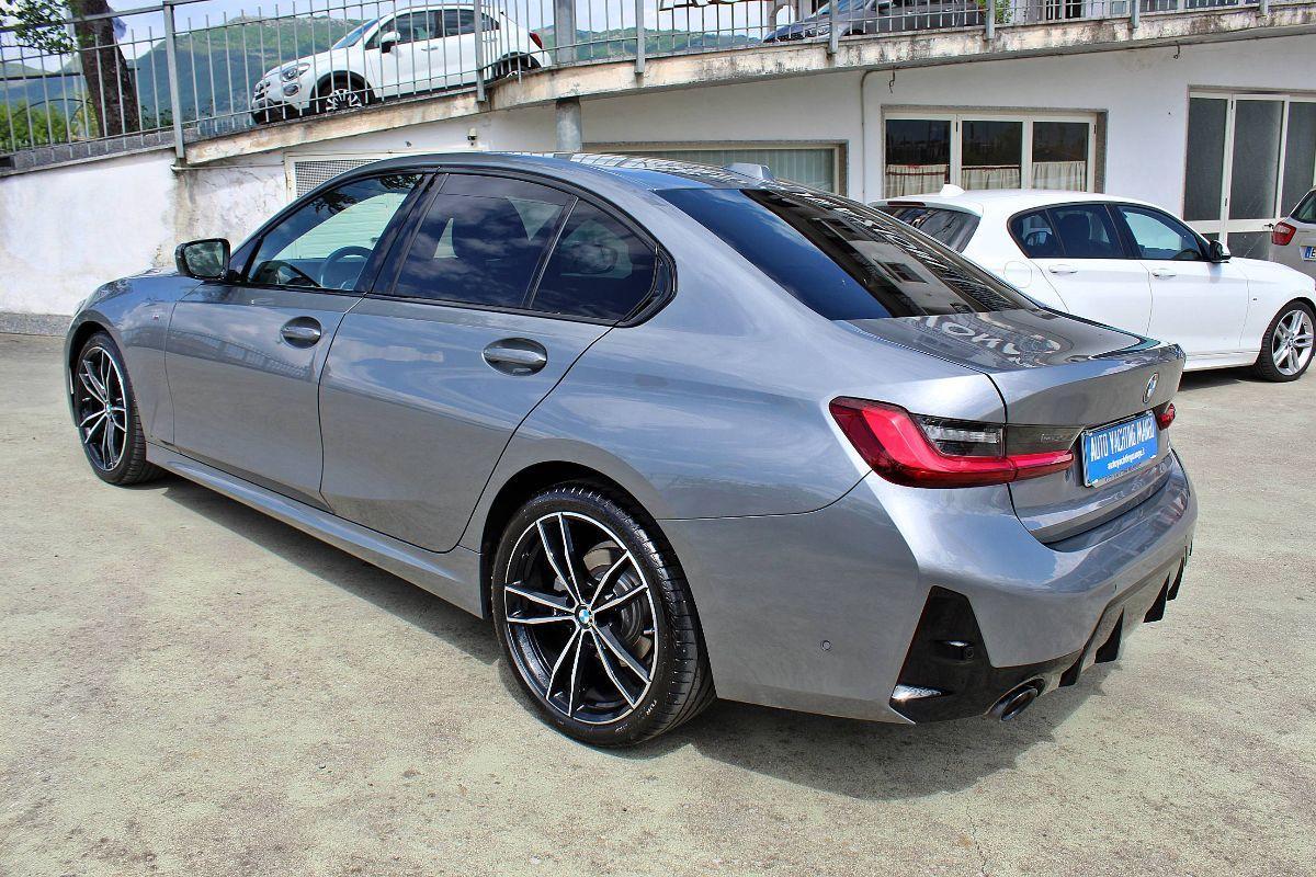 BMW - Serie 3 - 318i Msport