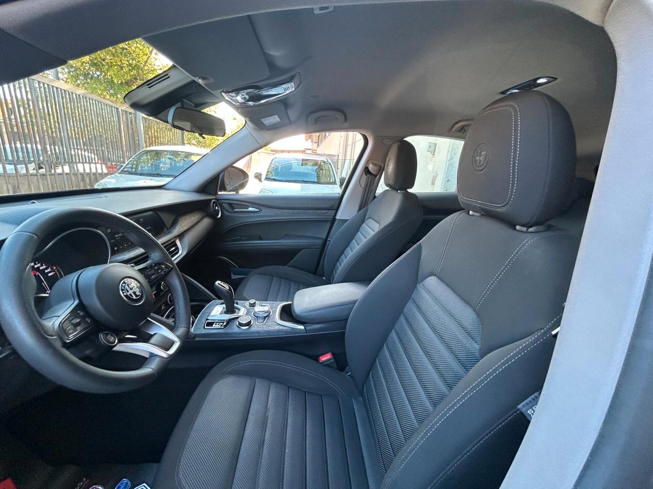 Alfa Romeo Stelvio 2.2 Turbodiesel 160 CV AT8 RWD Business
