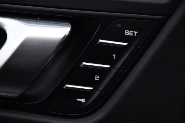 PORSCHE Macan 2.0 *TETTO**BOSE*CARPLAY*XENO*NO SUPERBOLLO*