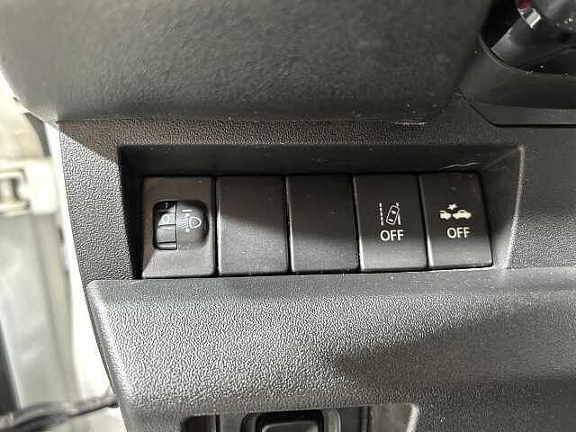 Suzuki Jimny 1.5 5MT Top