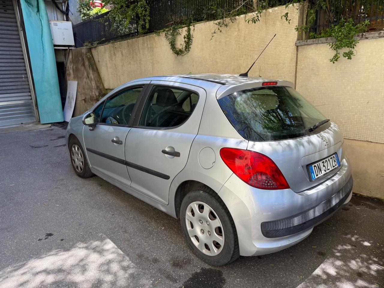Peugeot 207 1.4 HDi 70CV 5p. ONE Line