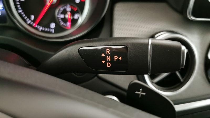 Mercedes-Benz GLA 200 d Sport auto