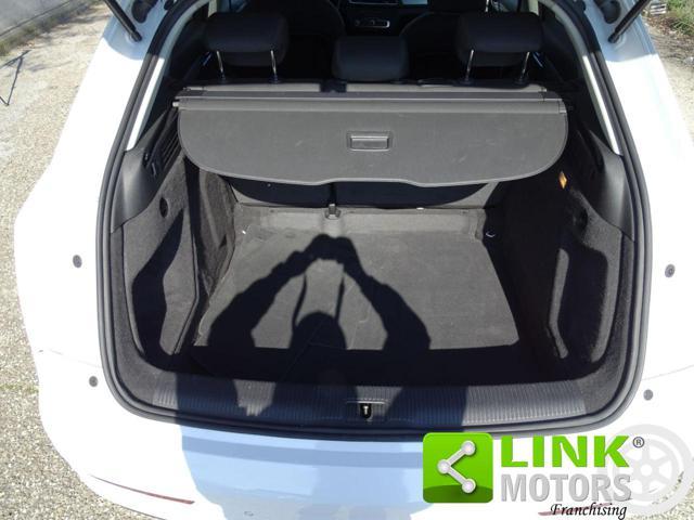 AUDI Q3 2.0 TDI 120 CV Business pacchetto SPORT *UNIPRO*