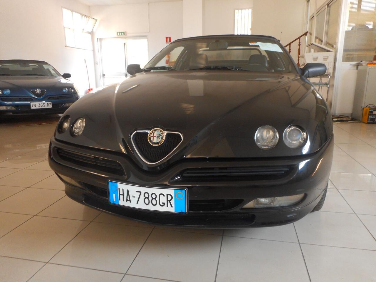 Alfa Romeo GTV Spider 2.0i 16V Twin Spark cat L