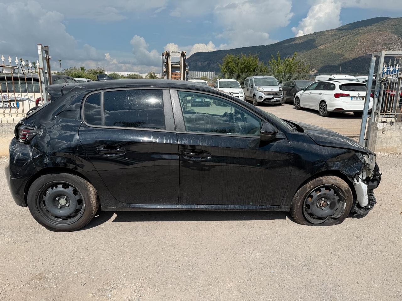 PEUGEOT 208 2026 1.2 HYBRID 101 CV *AIRB OK