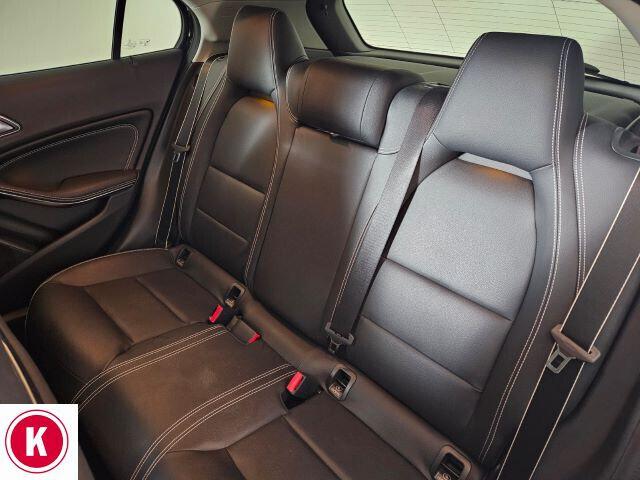 Mercedes-benz GLA 180 Premium Night Edition