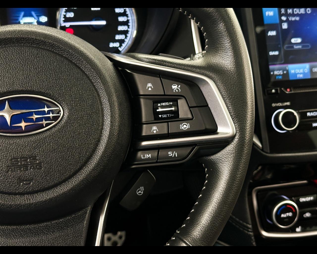 SUBARU Forester 2.0 e-Boxer MHEV CVT Lineartronic Premium