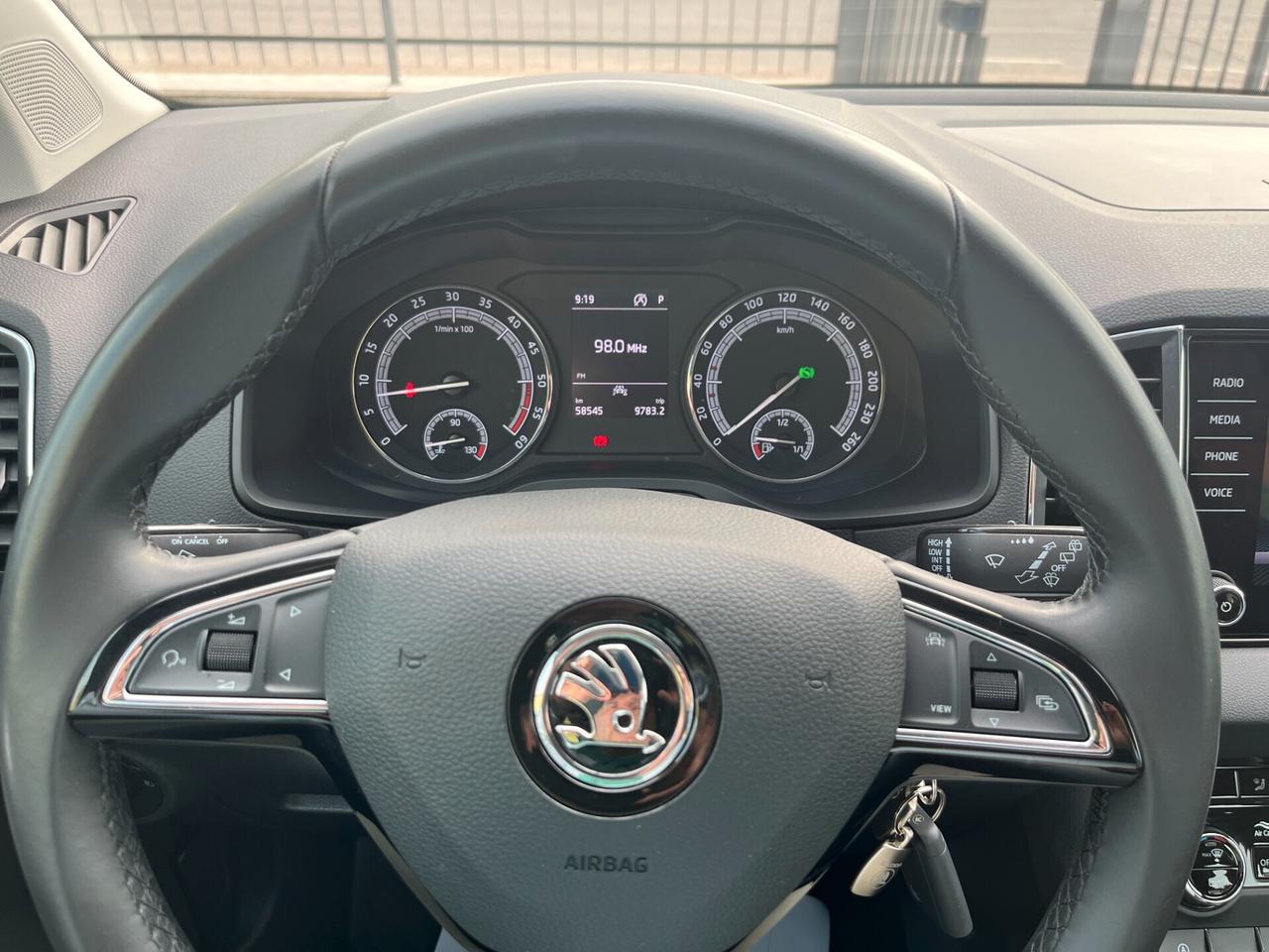 Skoda Karoq 1.6 TDI SCR DSG Ambition**KM 58290**