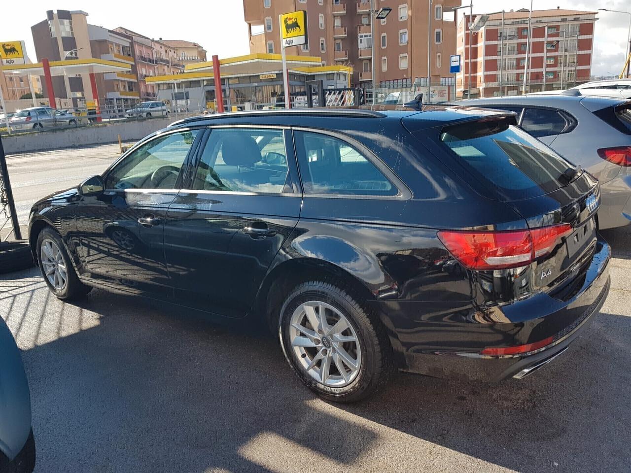 Audi A4 avant 2.0 TDI S tronic Sport
