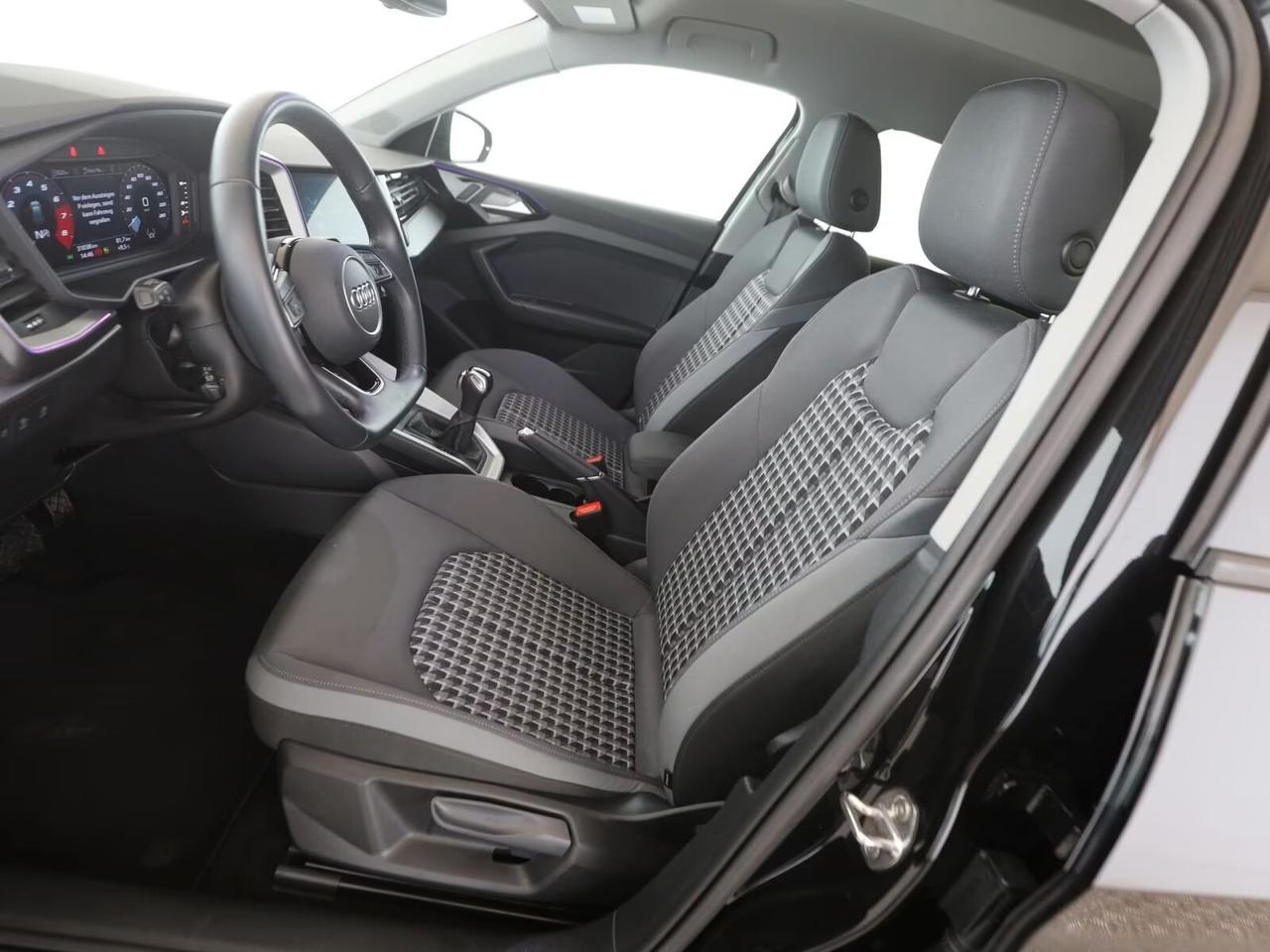 Audi A1 SPB 35 TFSI Sline S LINE MMI PLUS LED